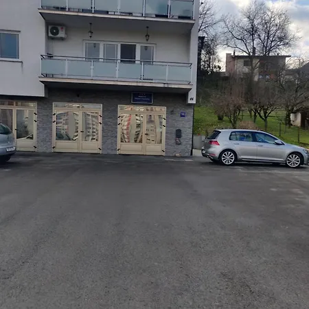 Apartman Malina Karlovac Exterior photo